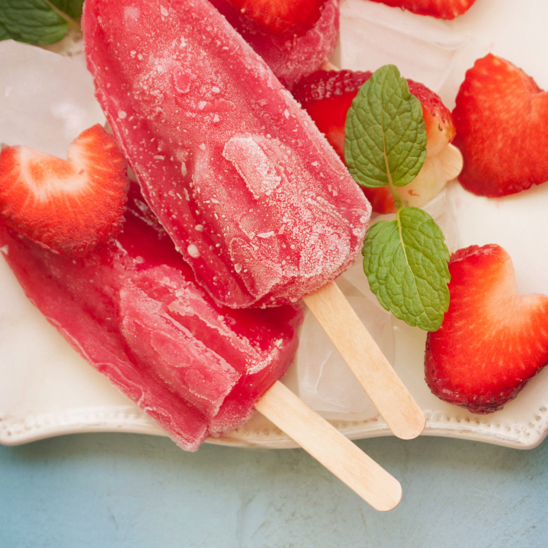 You are currently viewing Easy Strawberry Ice Lolly Recipe
